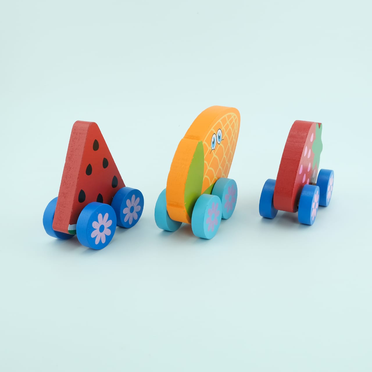 FRUIT CAR (SINGLE RANDOM DESIGN WILL BE SHIPPED )